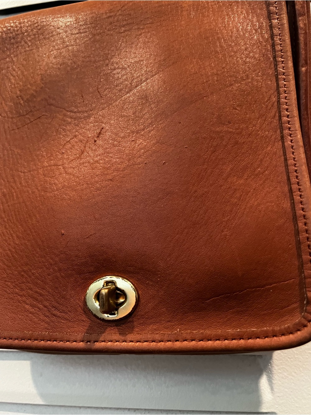 Vintage Classic Brown Leather Coach Bag - Picture 6 of 13